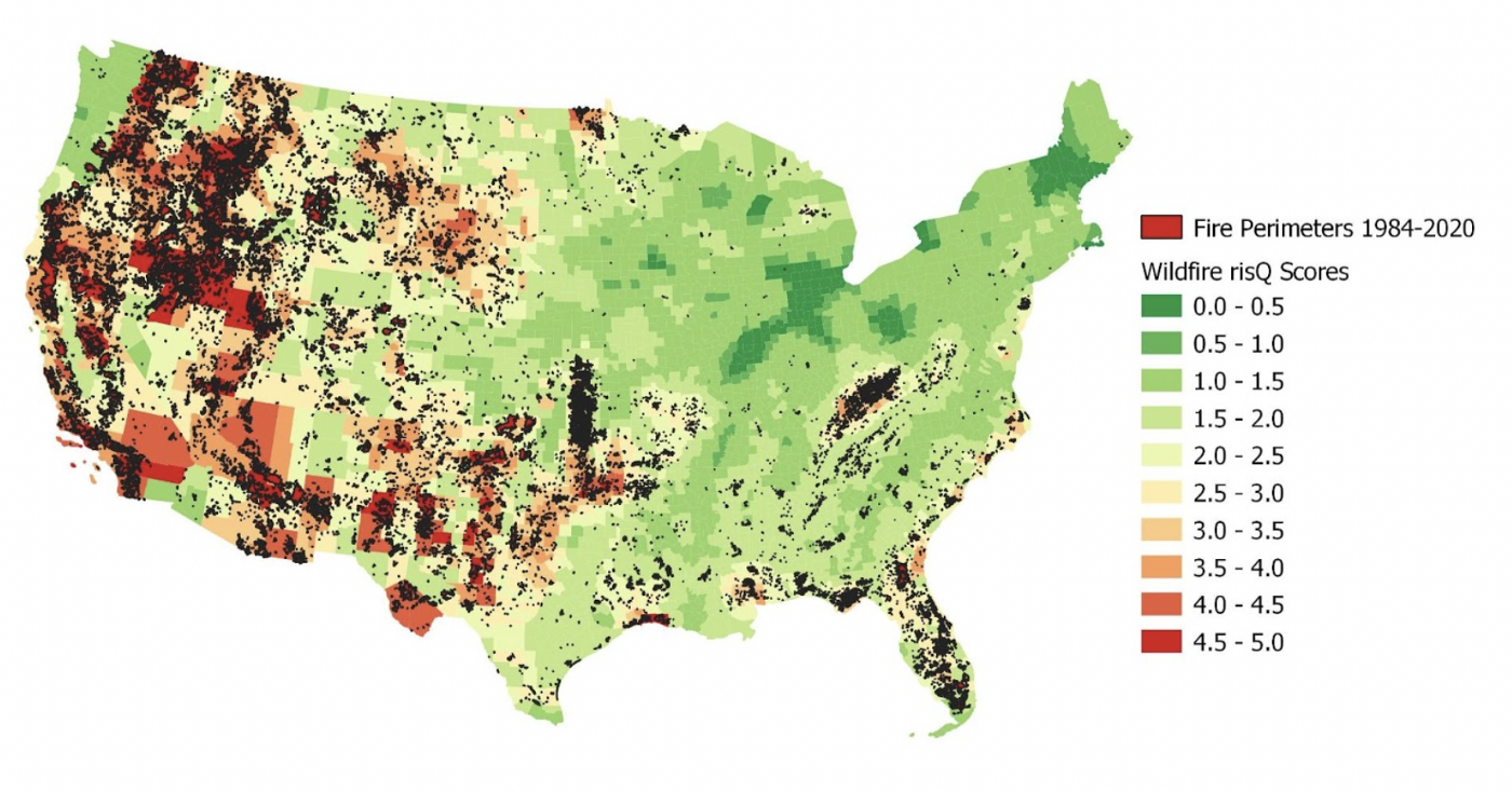 Map showing risQ wildfire scores and historical fire perimeters.