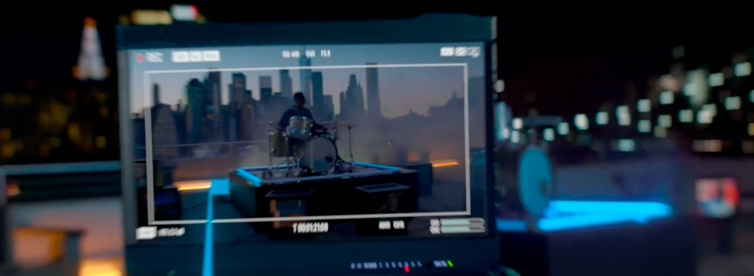 New York skyline and drummer